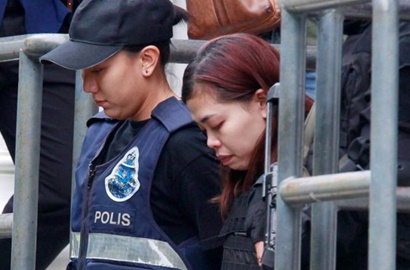 Kejadian Langka, Siti Aisyah Kenakan Rompi Anti Peluru Usai Sidang