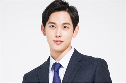 Kontrak Habis, Siwan Bakal Gabung Agensi Kang Sora?