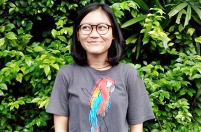 Jadi Pembantu Reza Rahadian di 'Critical Eleven', Komika Aci Resti Salfok ke Bulu Kaki