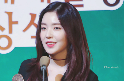 Gelar Pameran, Fans Bangga Tunjukkan Kecantikan Irene di Foto-Foto Ini