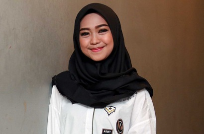 Bakal Main Film 'Selebgram', Ria Ricis Petakan Diri Sendiri?