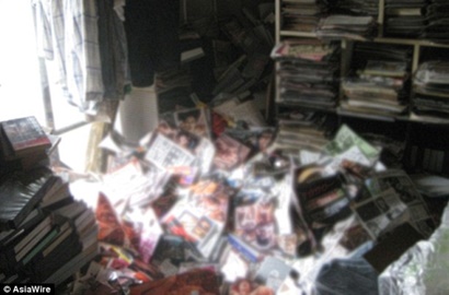 Miris, Pria Jepang Tewas Tertimpa Ribuan Majalah Porno Koleksinya
