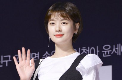 Kocaknya Jung So Min Jadi Ayah dan Baca Koran di 'Dad is Daughter'