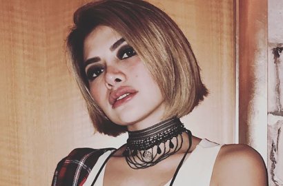 Seru-seruan Bareng Anak di Pantai, Nikita Mirzani Dituding Tak Pakai Bra