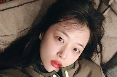 Asyik Ngedance Seksi Menggoda, Sulli Galau Habis Putus dari Choiza?