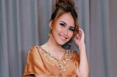 Kerap Dibully Cuma Cantik Luar, Perancang Sepatu Katy Perry Puji Ayu Ting Ting Baik Hati