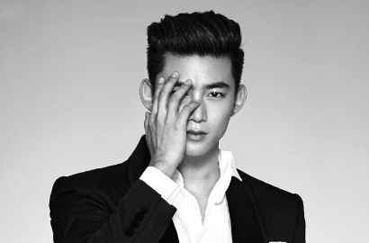 Usai 'Let's Fight Ghost', Taecyeon 2PM Menatap Tajam di Poster Horor 'House of Disappeared'