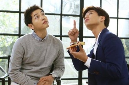 Sumringah, Song Joong Ki Goda Park Bo Gum di Cuplikan Iklan Ini