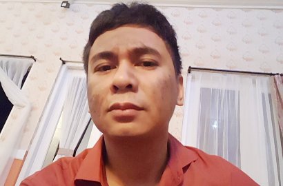 Pamer Kepala Pelontos, Kulit Belang Raditya Dika Jadi Sorotan