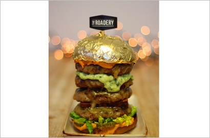 Berlapis Emas 24 Karat, Burger Burg-Khalifa Curi Perhatian Pangeran Dubai