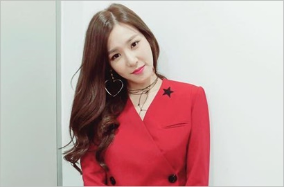 Comeback Instagram Lagi, Tiffany Goda Fans Umbar Pundak Mulus