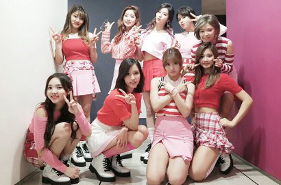 Tak Jadi Perpanjang, Twice Bakal Selesaikan Promosi 'Knock Knock' Pekan Ini