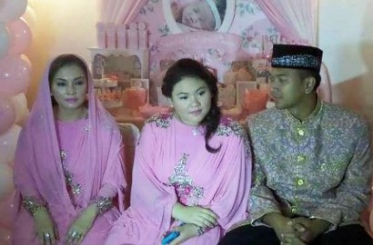 Olivia Mangkir Sidang Lagi, Menantu Nia Daniati Diam Membisu Soal 10 Alasan Cerai
