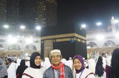 Baru Umroh, Ayah Anisa Rahma Dikabarkan Meninggal Dunia