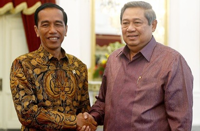 'Ngobrol' Santai di Teras Istana, Ini yang Dibicarakan Jokowi dan SBY