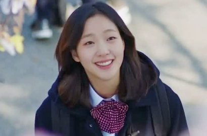 Seragam Sekolah Ji Eun Tak di 'Goblin' Mirip Punya Kim Go Eun Saat SMA?