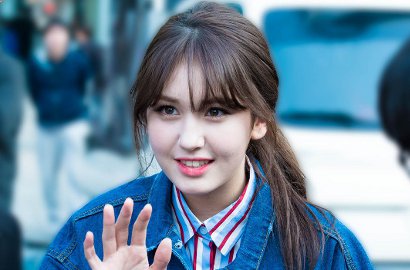 Lagi Asyik Tidur, Unyunya Somi Kaget Dapat Kejutan Ultah Ini dari Ayah