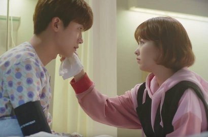 Beri Tatapan Cinta ke Park Bo Young, Netter Puji Akting Hyungsik di 'Strong Woman'