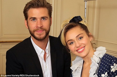 Inikah Bukti Miley Cyrus -  Liam Hemworth Telah Menikah Diam-Diam?