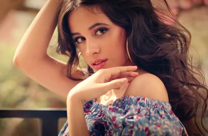 Camila Cabello Tampil Seksi di Videoklip OST 'The Fate of the Furious'