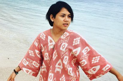 Istri Aming Curhat di Pelukan Bunda Soal Rumah Tangga, Netter Nangis