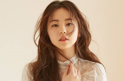 Gantikan Sulli Jadi Model Brand Pakaian, Penampilan Sohee Lebih Cantik?