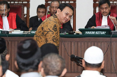 Majelis Hakim Tolak Saksi Ahli Ahok, Apa Alasannya?