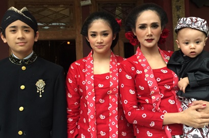 Beredar Meme Mulan Jameela Komunikasi dengan 'Jin', Netter Malah Ngakak