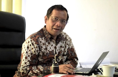 Dipojokkan Fahri Hamzah, Mahfud MD: Ketua KPK Tidak Harus Mundur