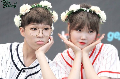 Penuhi Permintaan Fans, Akdong Musician Tambah Lokasi Konser