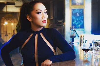 Diana Limbong Jadi Pedangdut Usai Ditalak Sandy Tumiwa, Nikah Settingan?