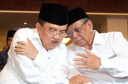 JK Pimpin Upacara Pemakaman Hasyim Muzadi, Ahok Hingga Anies Berbela Sungkawa