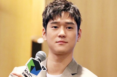 Jadul dan Misterius, Kecenya Go Kyung Pyo Syuting 'Chicago Typewriter'