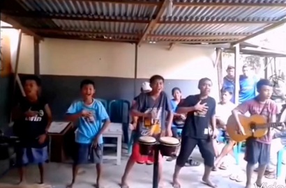 Miliki Suara Merdu, Coboy Singer Asal Poso Ini Gemparkan Netizen