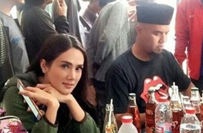 Salah Tulis Peribahasa, Netter Tuding Mulan Jameela Sindir Ahmad Dhani