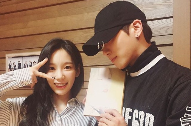 Tae Yeon Intip Jonghyun Siaran Radio, Netter: Ketawanya Renyah Sekali