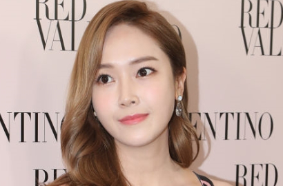 Tampil Cantik, Jessica Bak Sosialita di Pemotretan Majalah