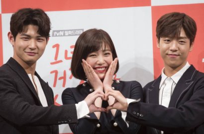 Baper 'The Liar and His Lover', Kocaknya Lee Hyun Woo Jahili Joy Dibalik Layar