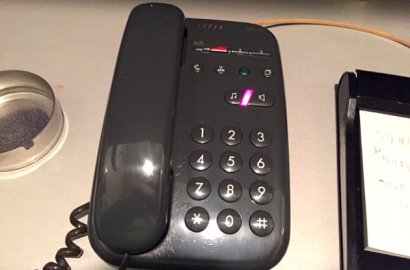 Masih Jomblo? Warung Telepon di Tokyo Bisa Bantu Cari Jodoh