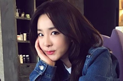 Serius Bintangi 'One Step', Sutradara: Sandara Park  Aktris Rookie Terbaik
