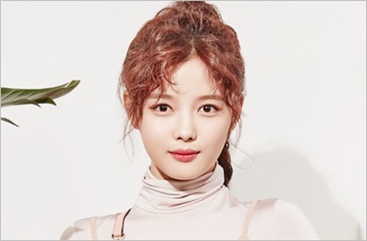 Kim Yoo Jung Luangkan Waktu Berperan di Teater Sekolah