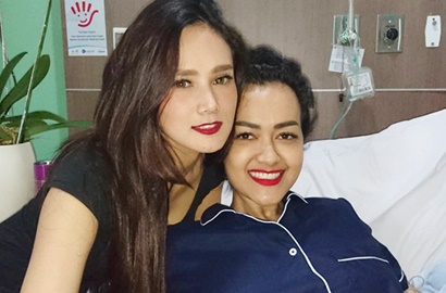 Mulan Jameela Jenguk Julia Perez Sendirian, Kemana Ahmad Dhani?