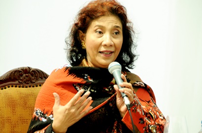 Kerap Bom Kapal Ilegal, Susi Pudjiastuti Dinilai Publik Berkinerja Paling Baik