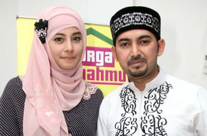 Ini Alasan Istri Pertama Ustaz Al Habsyi Rampas Telepon Genggam ART