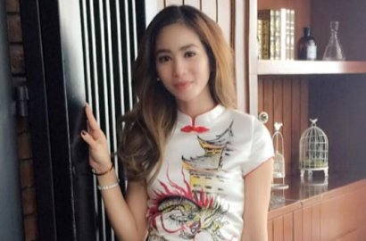 Sempat Ditutupi Pakai Stiker, Inikah Wajah Suami Bunga Zainal?