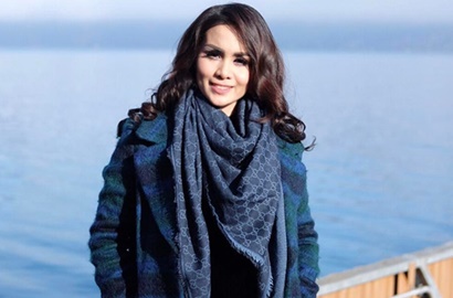 Undangan Barcode Hingga Souvenir Pernikahan Mewah Momo Geisha Hebohkan Netter
