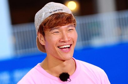 Bisik-Bisik Mesra, Pasangan Kim Jong Kook di 'Running Man' Bikin Penasaran