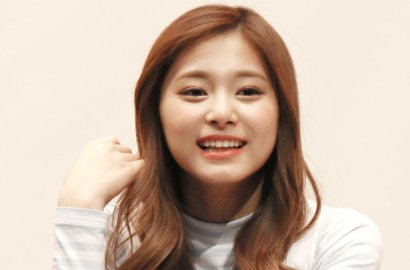 Siaran Bareng, Aegyo Tzuyu Twice 'Dikritik' JYP