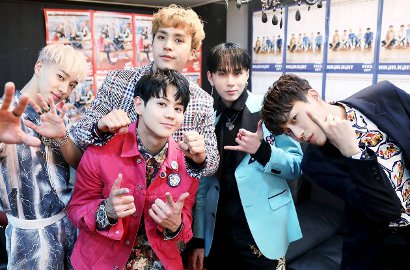 Sempat Jadi Candaan, Fans Tak Terima Highlight Diperlakukan Bak Rookie di Acara Musik