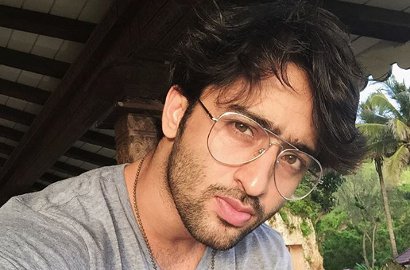 Pulang dari Indonesia, Shaheer Sheikh Dapat Kejutan Ultah di Pesawat